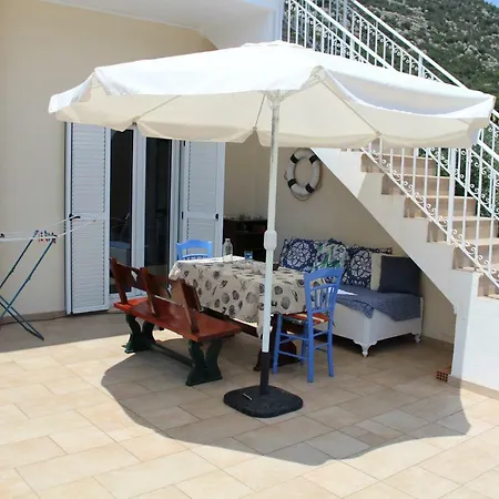 Prosilia Guesthouse Apartment *