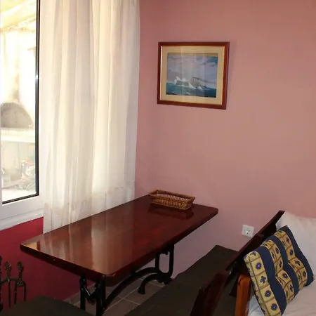 Prosilia Guesthouse * Prosilia