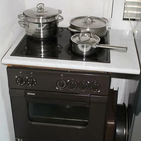 Διαμέρισμα Prosilia Guesthouse *